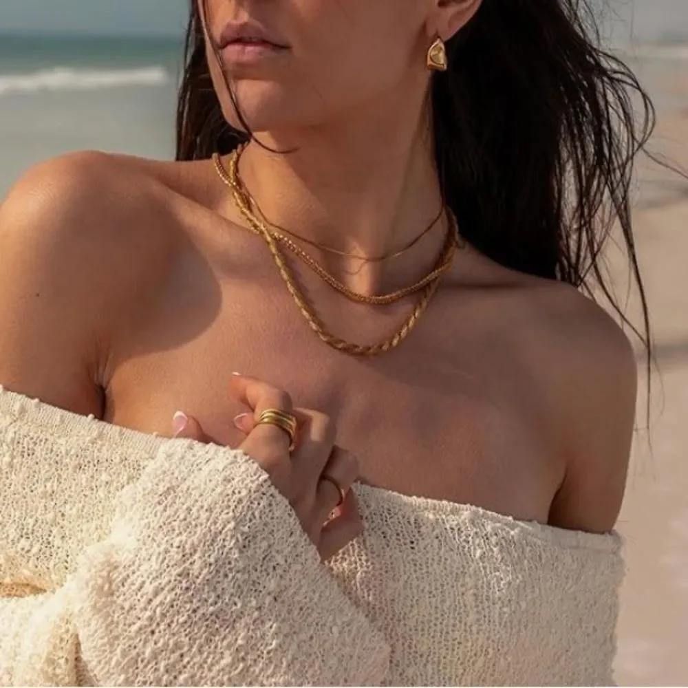 Elegant Gold Earrings